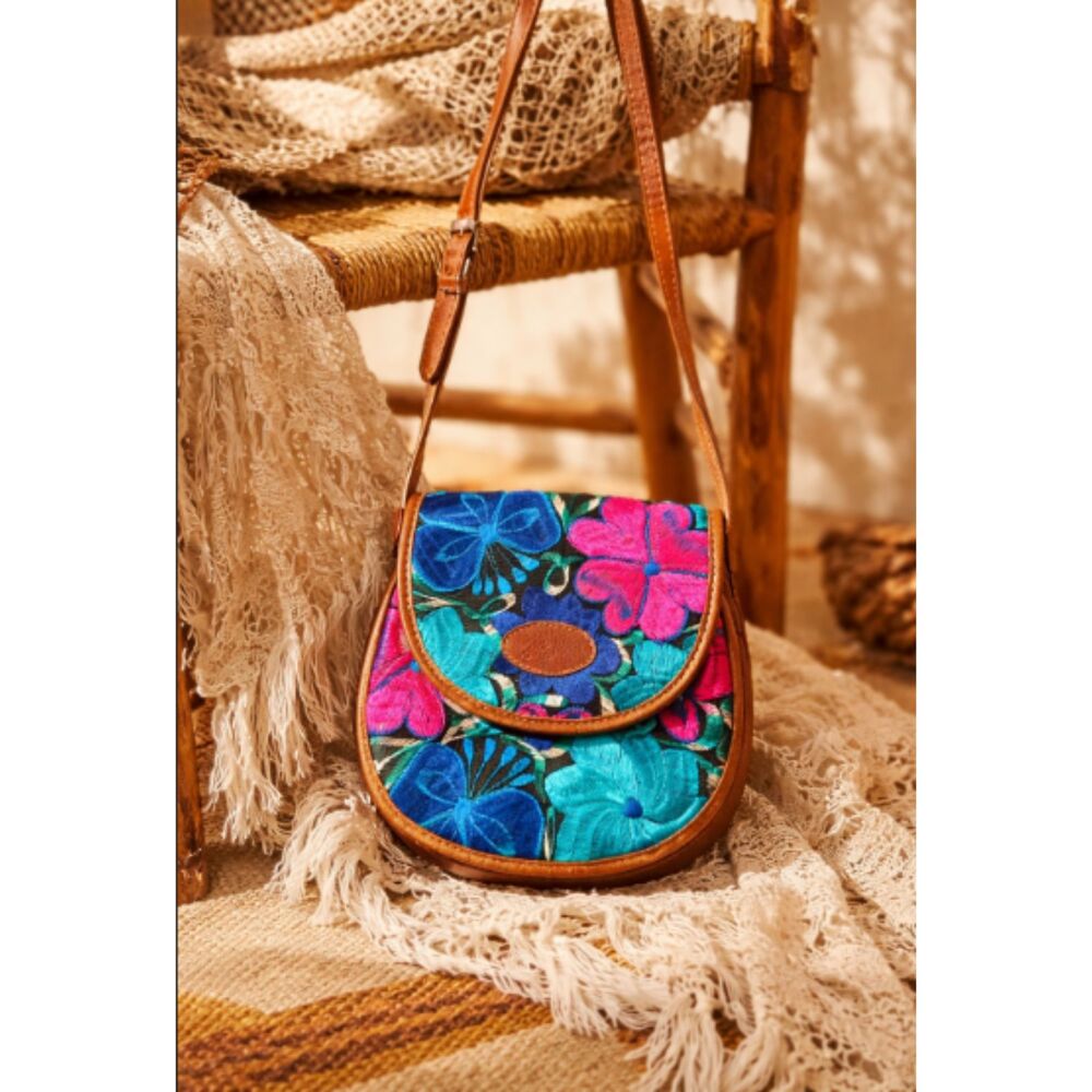 Y2K boho chic bright embroidered flowers resort style women's crossbody bag